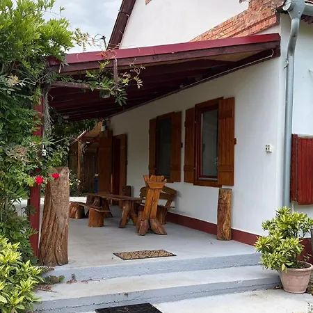 مزرعة للإقامة Dobo Tanya